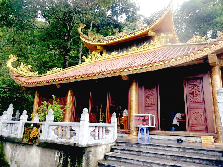 Du lịch Tam Đảo -  Đền chúa Thượng Ngàn giá tốt từ Hà Nội
